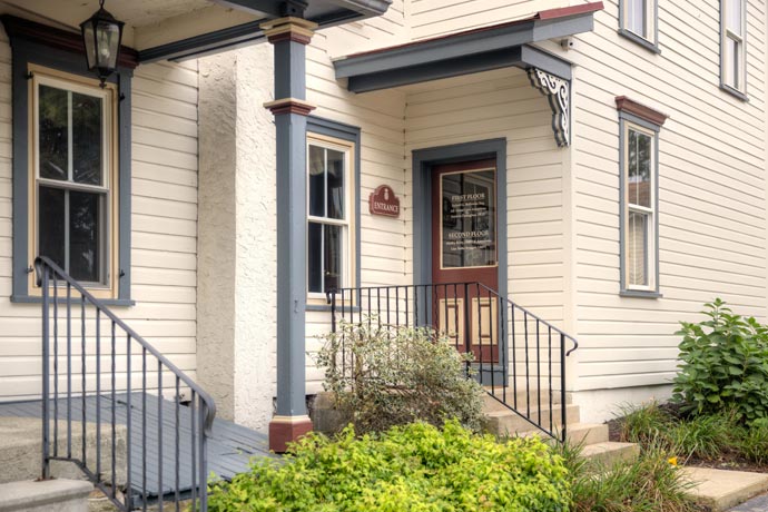 office outside Byers Hotel rear entrance